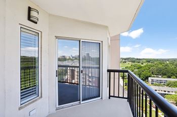 Patio/ balcony